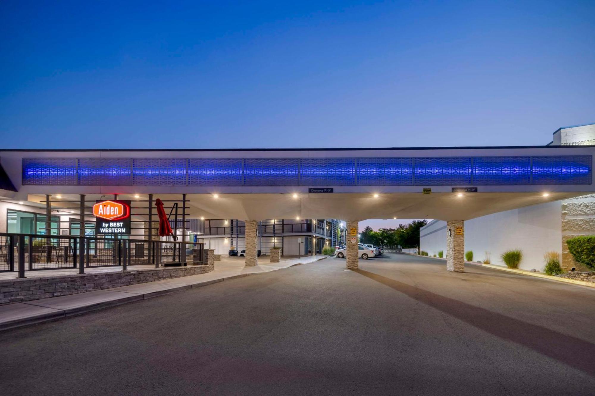 Aiden By Best Western South Reno Bagian luar foto