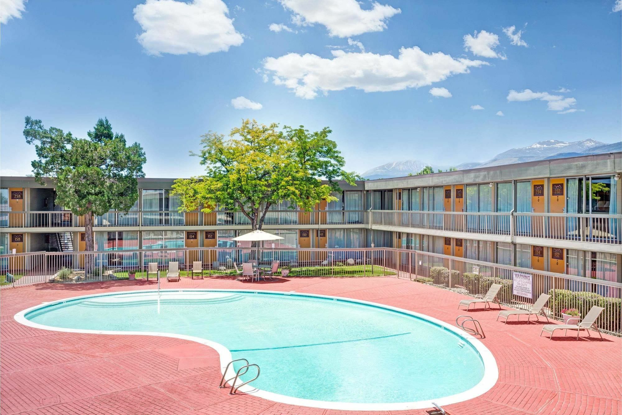 Aiden By Best Western South Reno Bagian luar foto